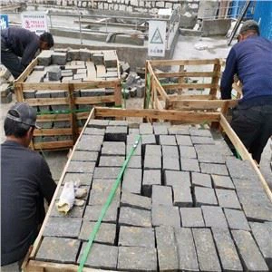 ZP 검은 현무암 조약돌