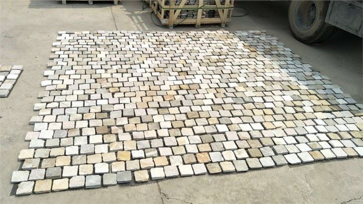 multicolor Quartzite cobblestone paving